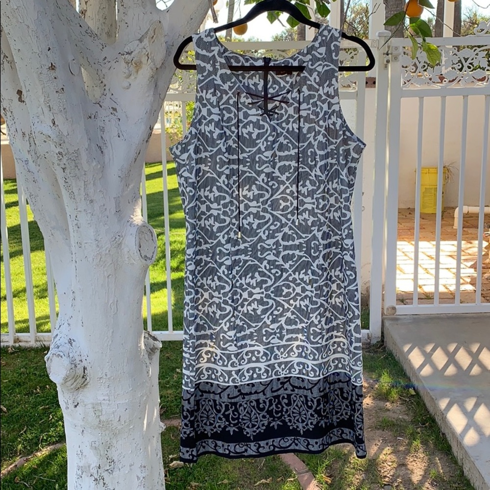 {I Le New York}Sz 10/12 Black/White Dress